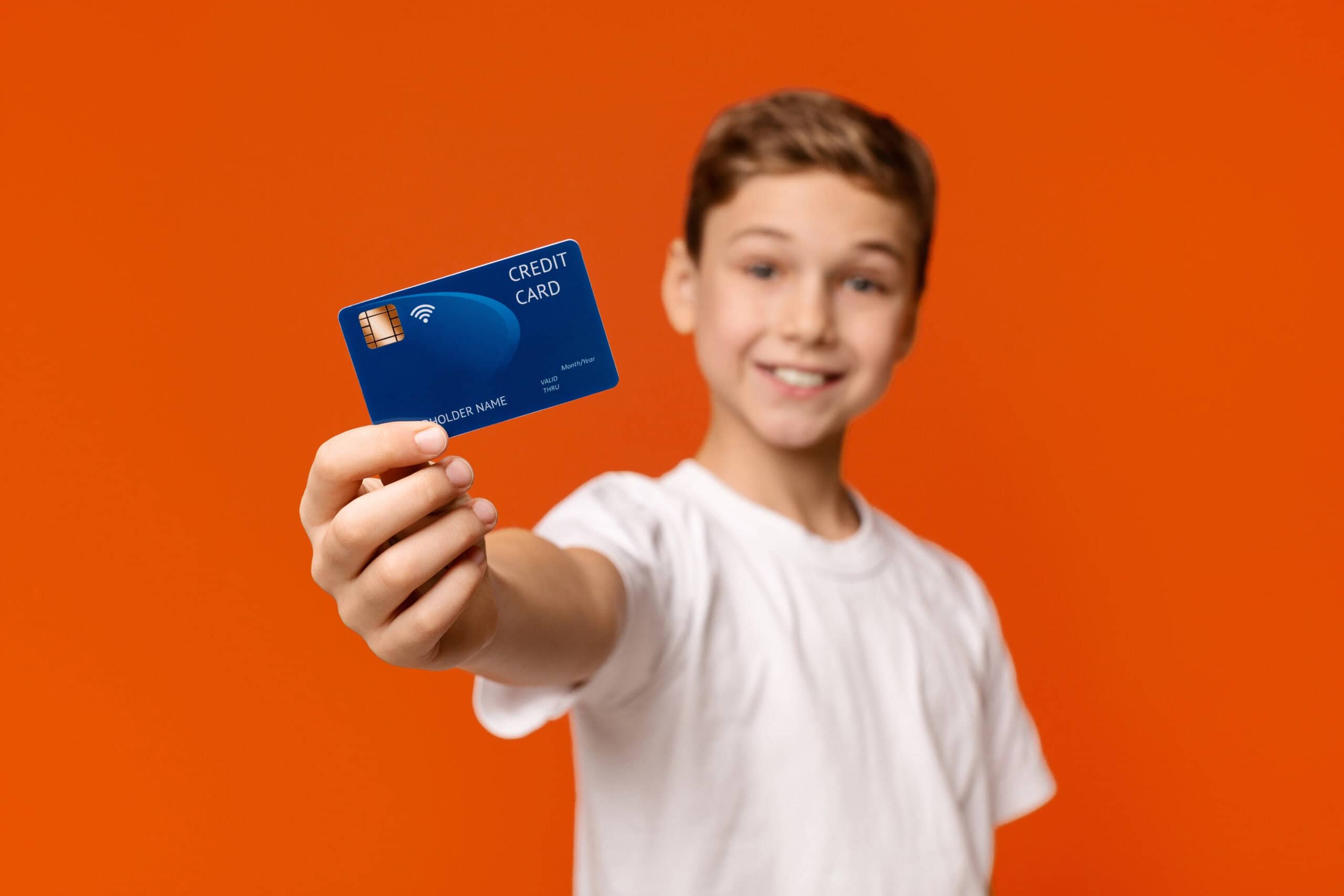 Compte bancaire pour un enfant mineur : règles, utilisation et précautions pour les parents